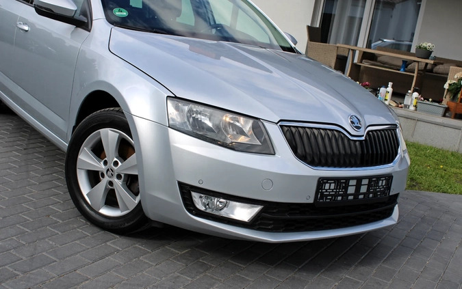 Skoda Octavia cena 48400 przebieg: 153700, rok produkcji 2015 z Kamienna Góra małe 781